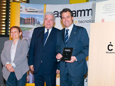 Dicomol with the President of Catalonia goverment in extension facility act of ASCAMM